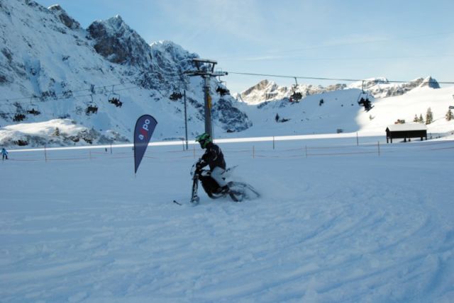 Moto électrique pour la neige 31.188