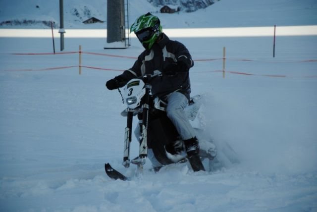 Moto électrique pour la neige 31.189