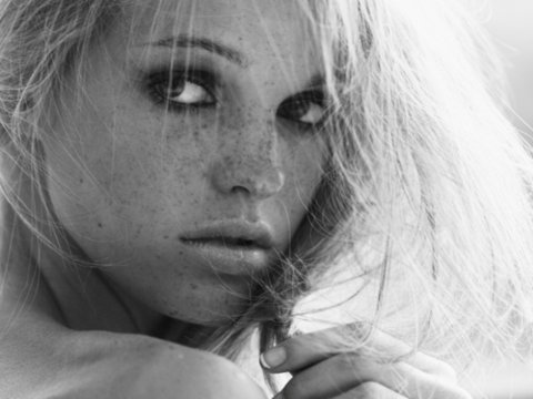 http://fotoforum.fr/photos/2011/06/19.27.jpg