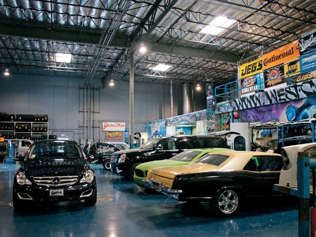 un garage façon street Custom en Normandie 26.34
