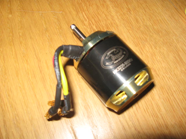 Vends Scorpion HK3226 - 900 Kv 21.98
