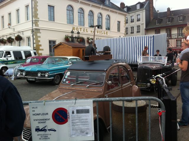Car Show HONFLEUR 4 et 5 Aout 2012 The "1st BACK to '50's" 06.51
