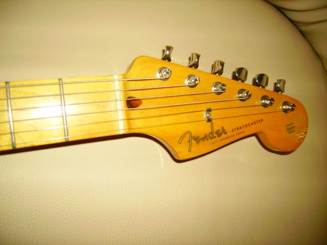 Fender Strat classic 50s 09.38