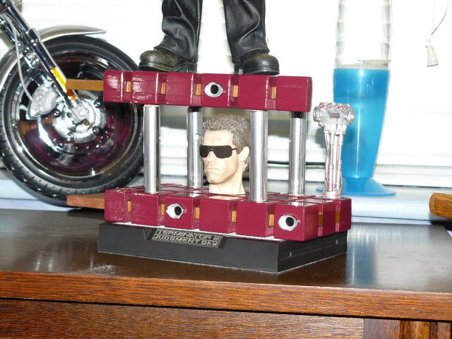 SOCLE "UPC" POUR TERMINATOR 2 SIDESHOW - Page 5 20.95
