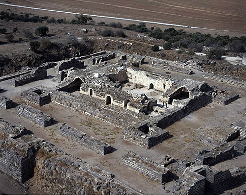 LA FORTERESSE DE BELVOIR sur les hauteurs du Jourdain 01.52