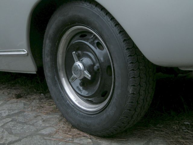PEUGEOT 404 coupé "LaTiNa PrOjEcT" Vol 2 >> - Page 10 10.51