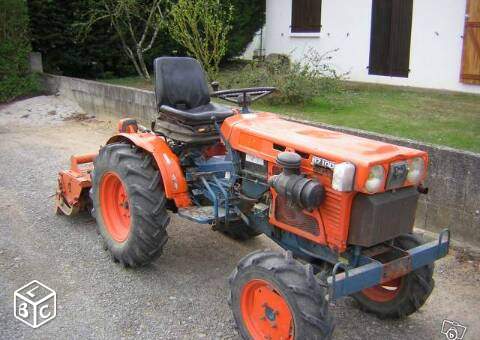RENAULT - petit tracteur Renault 14.16