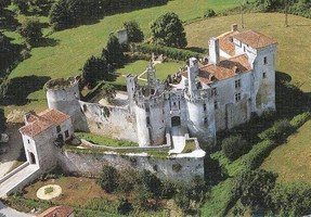 MEGAVENTURE I° EMPIRE au Château de MAREUIL Fin AVRIL 2020 03.19